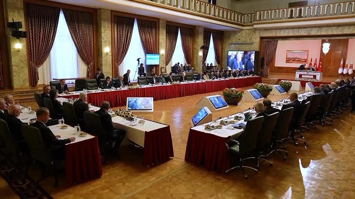 Semaine critique pour le processus sans terrorisme en Turquie