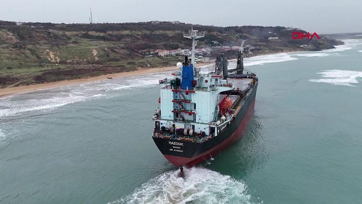 Le cargo échoué a été secouru après 1 semaine