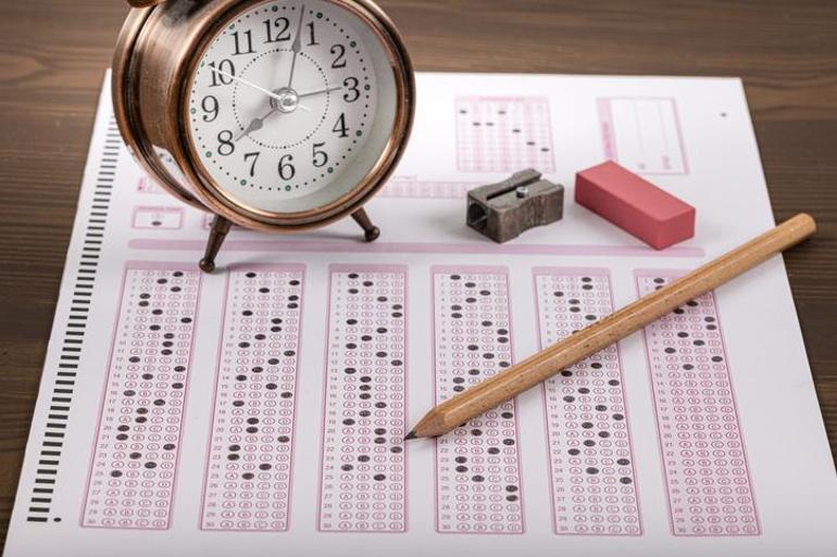 DEMANDE YKS 2026 : Quand les candidatures YKS seront-elles déposées ? Comment postuler pour YKS 2026 via l'AİS ? Quand auront lieu les examens TYT, AYT, YDT 2026 ? Calendrier ÖSYM annoncé