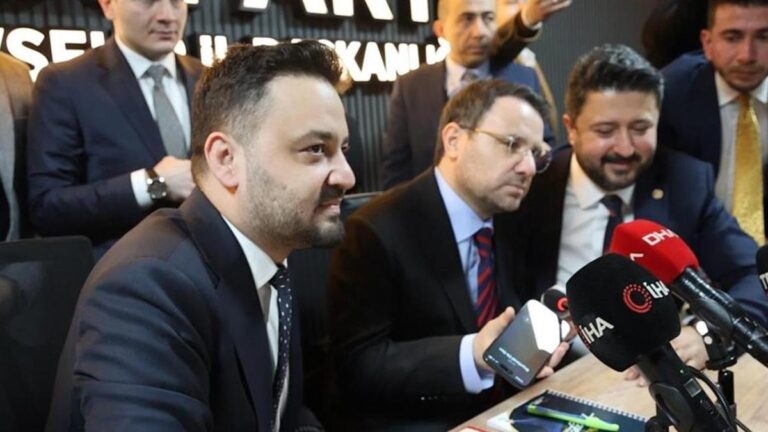 Le Président Erdoğan a rencontré le ministre Gürlek