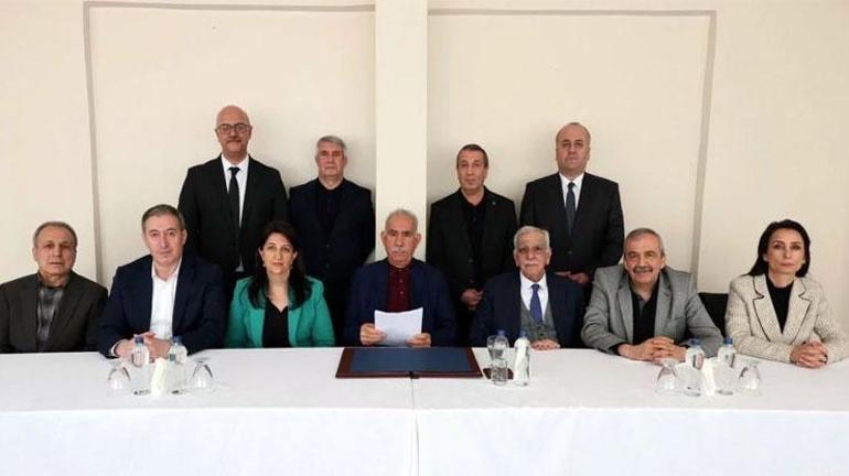 Le Parti DEM a lu le message d'Imralı : La période de violence est terminée