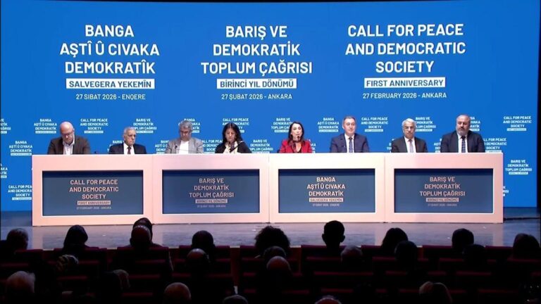 Le Parti DEM a lu le message d'Imralı : La période de violence est terminée