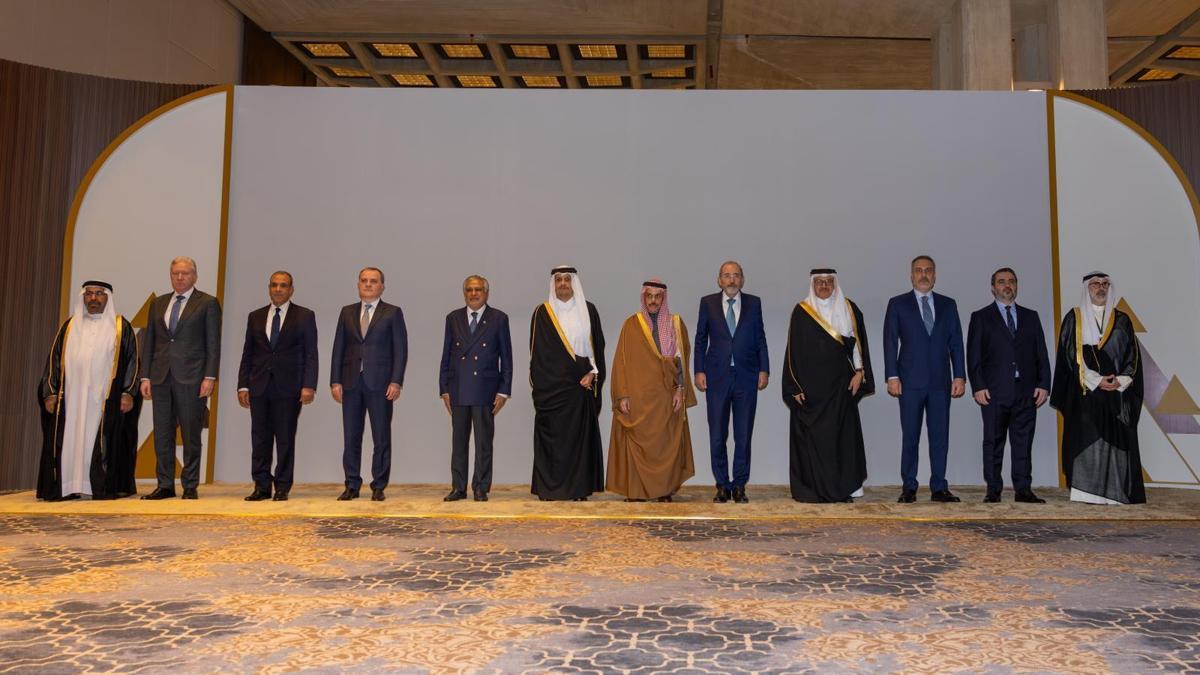 Déclaration sur les représailles iraniennes de 12 pays : selon l'article 51, chaque État a le droit de se défendre