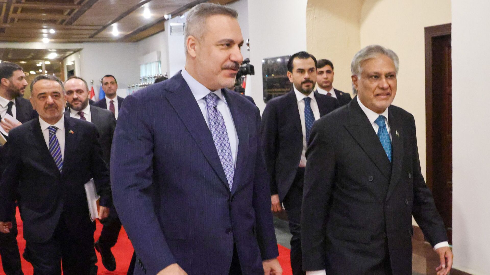 Le Pakistan accueille de hauts diplomates saoudiens, turcs et égyptiens suite à la guerre en Iran