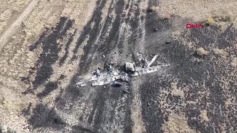 Comment s’est produit l’accident du C-130 ? MSB : Le radeau de survie sur l'aile est sorti de la fente