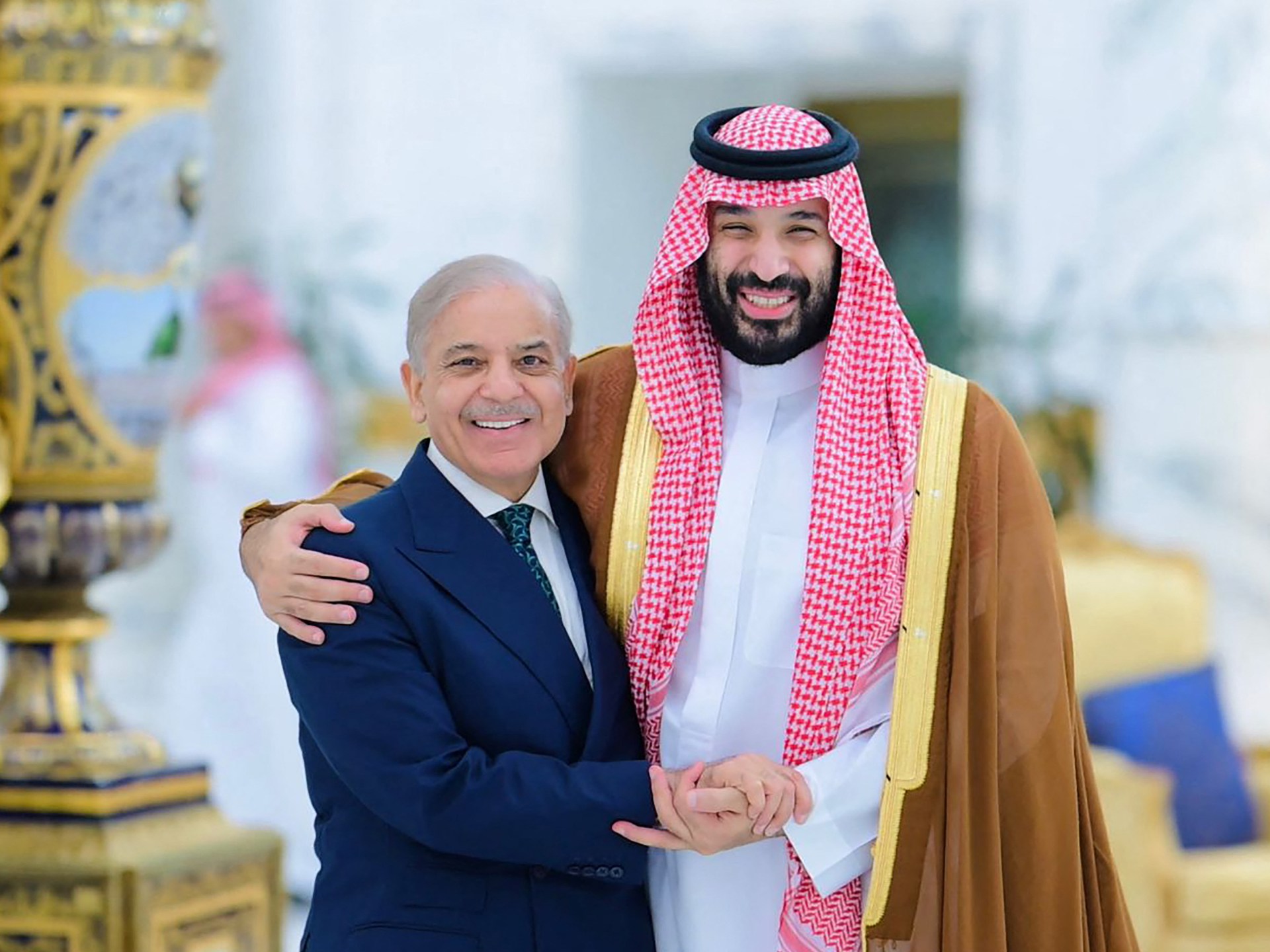 Le Premier ministre pakistanais et le chef de l'armée terminent leurs voyages clés pour promouvoir de nouvelles négociations entre les États-Unis et l'Iran