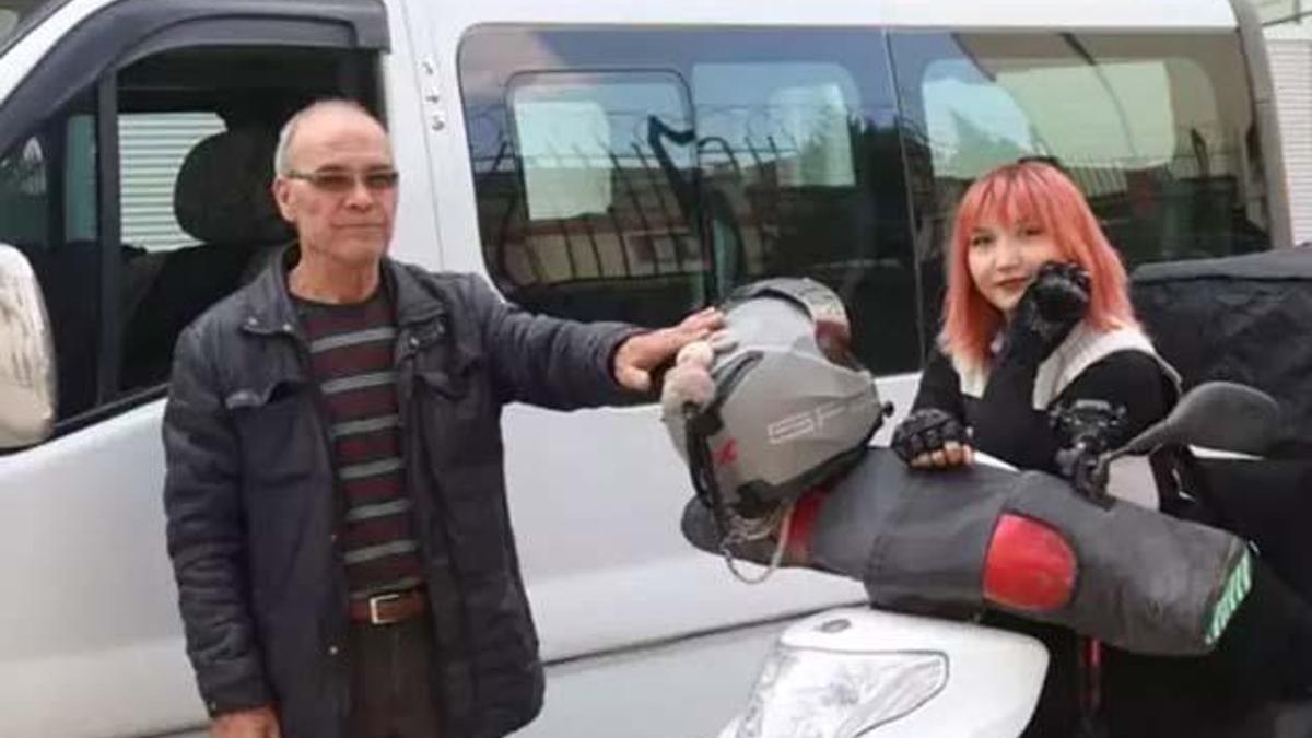 Rencontre émotionnelle à un feu rouge : s'il vous plaît, laissez-moi être enregistré !