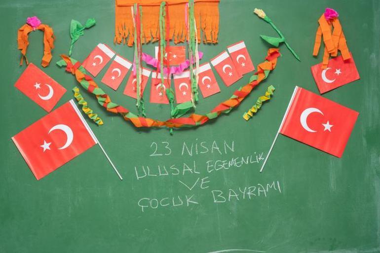 EXEMPLES DE TEXTES DU 23 AVRIL : Exemples de textes de discours du 23 avril sur la souveraineté nationale et la Journée de l'enfance pour les enseignants, les élèves et les directeurs d'école