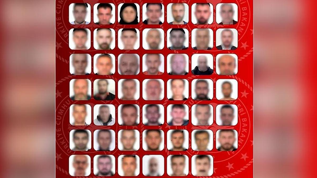Dernières nouvelles... 48 criminels ont été amenés en Turquie : 27 avec une notice rouge, 21 recherchés au niveau national