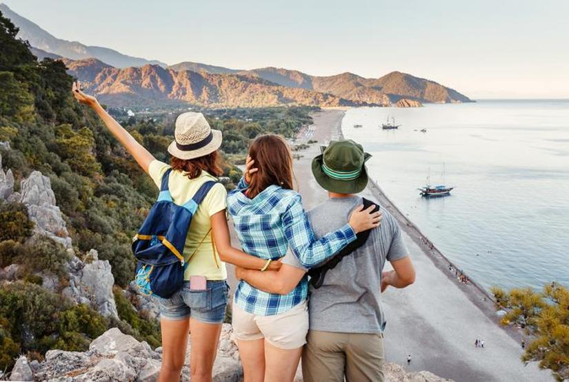 5 ITINÉRAIRES UNIQUES POUR DES vacances de l'Aïd-al-Adha de 9 JOURS Celui qui est parti ne veut pas revenir