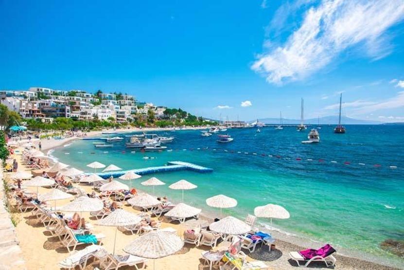 Annonce de la liste 2026 des 50 plus belles plages du monde. Türkiye figure également sur la liste avec ses eaux turquoise et sa beauté naturelle.
