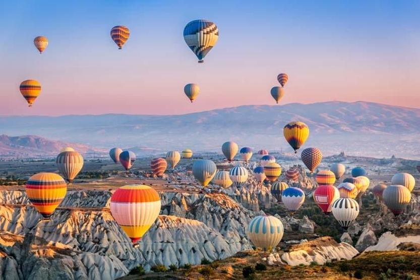 Les jours fériés du 23 avril, du 1er mai et du 19 mai approchent. QUELS ITINÉRAIRES PEUVENT ÊTRE PRÉFÉRÉS PENDANT LES COURTES VACANCES Voici les destinations de vacances nationales et internationales les plus préférées