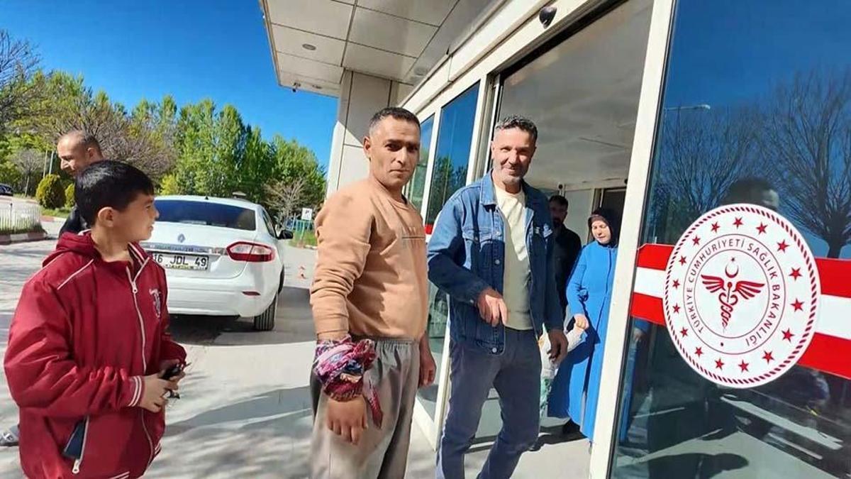 Un classique de l'Aïd-al-Adha : le travail de boucher dans les hôpitaux !
