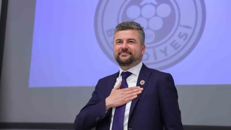 Le maire de Buca, Görkem Duman, a été arrêté