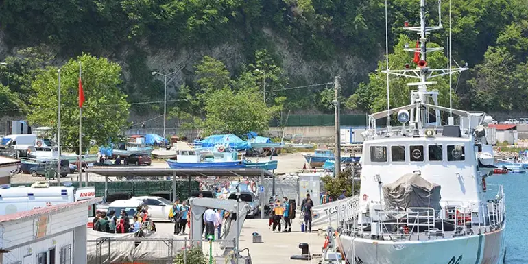 DERNIÈRES NOUVELLES | Attaque contre un bateau de pêche turc en mer Noire, 1 personne est morte