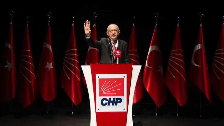 DERNIÈRES NOUVELLES : Pas de réunion de groupe au CHP demain. Mouvements critiques de Kılıçdaroğlu et Özel