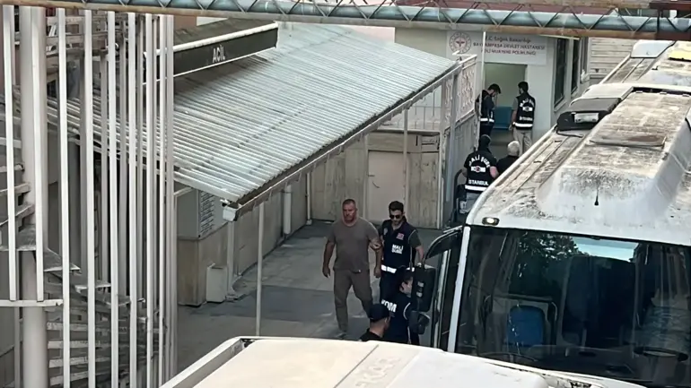 Développement de l'opération contre la municipalité de Silivri