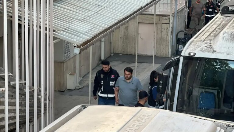Développement de l'opération contre la municipalité de Silivri