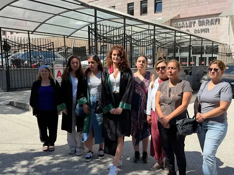 La sentence a été prononcée dans le cas de Deniz Oktay, dont le corps a été brûlé deux fois après avoir été étranglé.