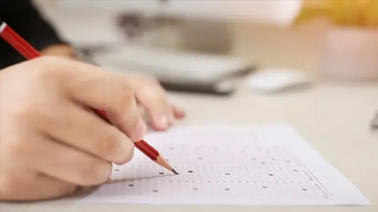 Y a-t-il une mauvaise question dans YKS ? Énigme à une seule lettre : Neriman dans le livre, Nermin à l'examen