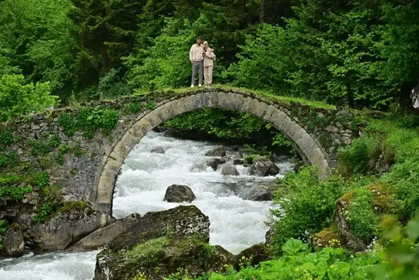 L'endroit où la nature embrasse l'histoire à Gümüşhane : Santa Valley