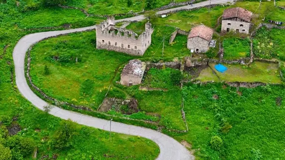 L'endroit où la nature embrasse l'histoire à Gümüşhane : Santa Valley