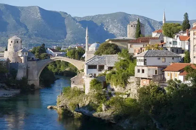 SANS VISA ET EXOTIQUE Histoire, Mer, Divertissement… LES ITINÉRAIRES LES PLUS TENDANCES des Balkans vers l'Asie pendant les 9 jours de vacances de l'Aïd al-Adha