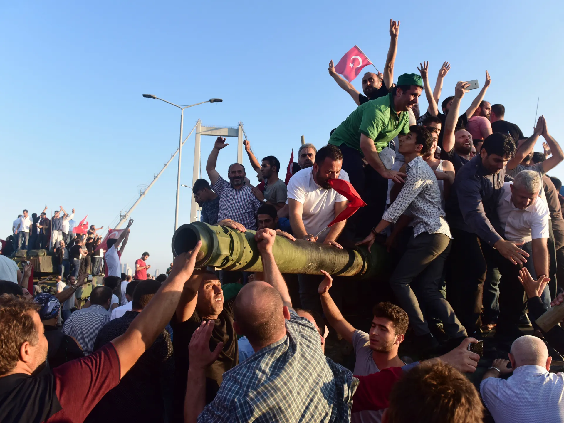 Comment le coup d’État manqué de 2016 a transformé les relations civilo-militaires en Turquie