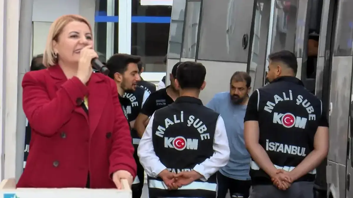 DERNIÈRES NOUVELLES : 20 suspects, dont la maire d'Izmit, Fatma Kaplan Hürriyet, ont été arrêtés
