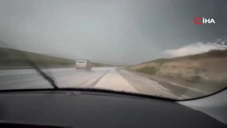 Météorologie prévenue ! Les routes sont devenues blanches en juin