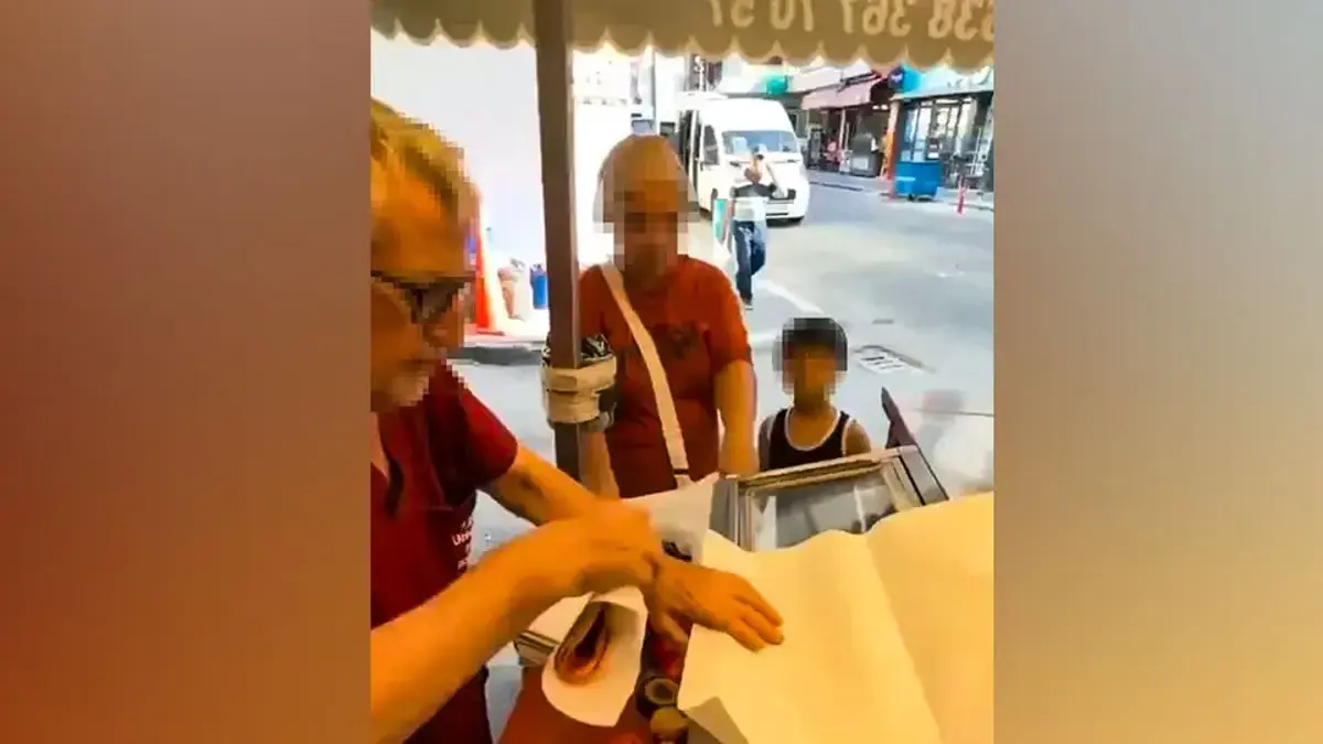 Il a dit à une femme qui voulait acheter du lahmacun pour son enfant : « Je n'en vendrai pas moins de 5 » : son étal a été retiré !