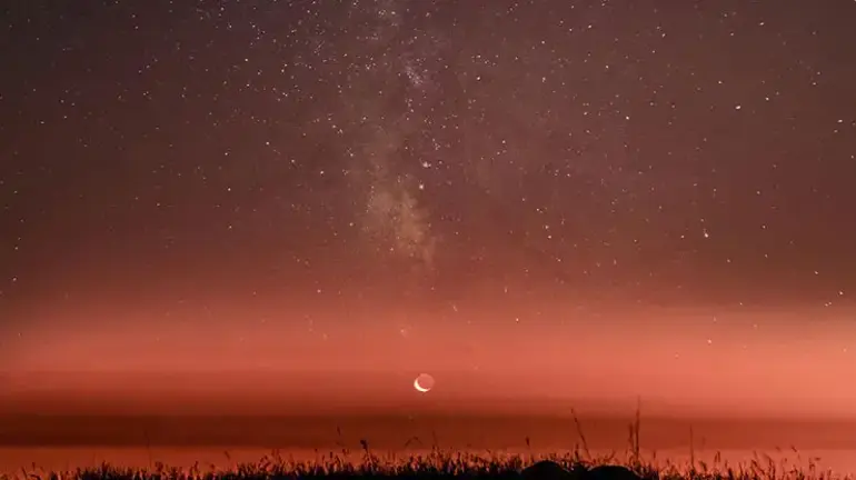 Régalez-vous dans le ciel ; les météores ressembleront à des boules de feu