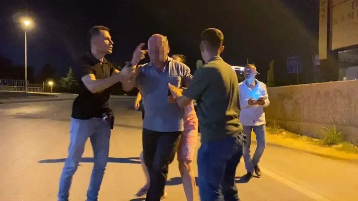 Attaque de marbre contre des journalistes par un conducteur ivre !
