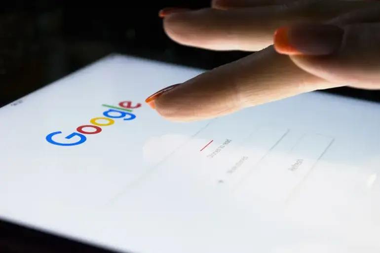 DANGER DANS LE SYSTÈME PUBLICITAIRE GOOGLEIN Nouvelle cible des fraudeurs : les sites d'information