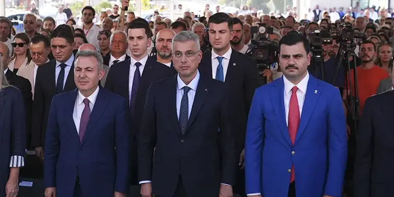 Le ministre Memişoğlu a annoncé l'arrivée du deuxième hôpital municipal à Izmire