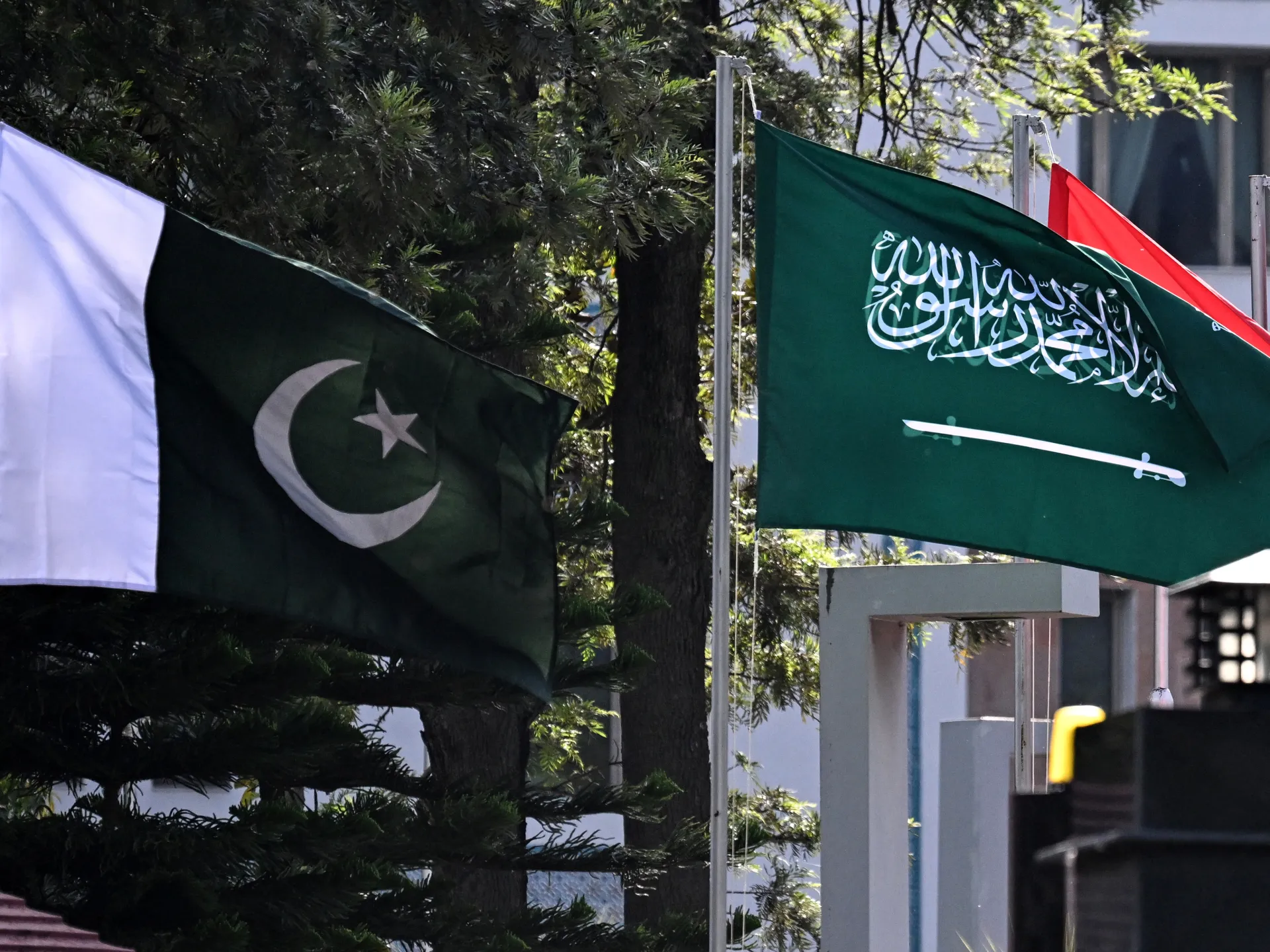 Le Pakistan s'engage pleinement dans la défense de l'Arabie saoudite
