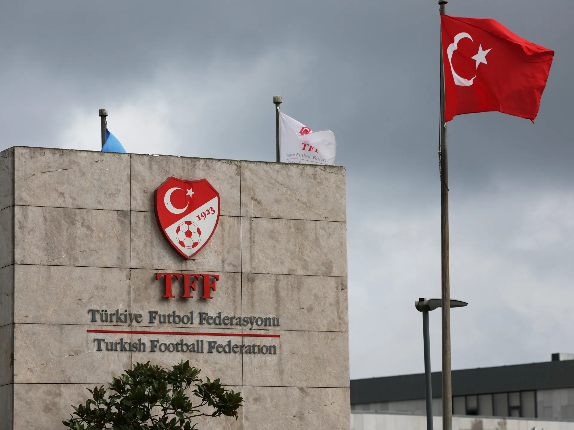 La Turquie arrête le président et six membres de l'instance arbitrale de football dans le cadre d'une enquête